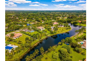 4242 SW 107th Way, Davie, FL 33328, - MLS#A11900908