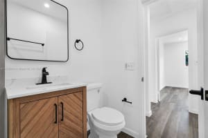 2212 Roosevelt St 1 Hollywood, FL 33020 - MLS#A11900940