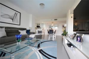 770 S Claughton Island Dr 1004 Miami, FL 33131 - MLS#A11900980