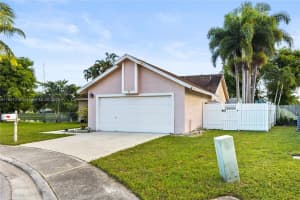 1827 N Banyan Creek Cir N Boynton Beach, FL 33436 - MLS#A11901019