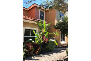 1079 Sw 143rd Ave 1204 Pembroke Pines, FL 33027 - MLS#A11901064