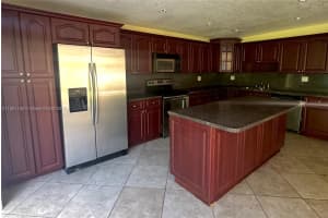 7945 Nw 187th Ln Hialeah, FL 33015 - MLS#A11901106