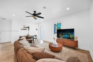 1328 N Andrews Ave Fort Lauderdale, FL 33311 - MLS#A11901133