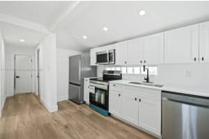 7525 Nw 15th Ave, Miami