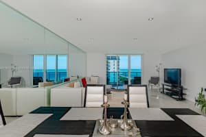 2301 Collins Ave 1210 Miami Beach, FL 33139 - MLS#A11901218