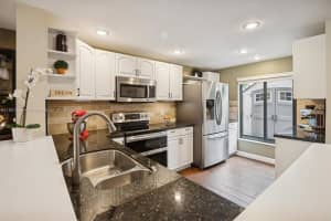 5184 S University Dr Davie, FL 33328 - MLS#A11901232