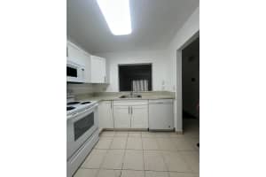 18101 Nw 68th Ave E210 Hialeah, FL 33015 - MLS#A11901243