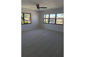 220 Sw 7th St 8 Boca Raton, FL 33432 - MLS#A11901245