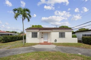 6125 SW 2nd St, Miami, FL 33144, Sold 11/26/25