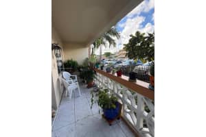 11840 Ne 19th Dr 9, North Miami
