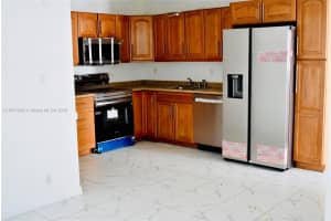 2280 Sw 43rd Ave 1 Fort Lauderdale, FL 33317 - MLS#A11901266