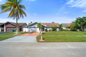 7461 Nw 36th St Lauderhill, FL 33319 - MLS#A11901282