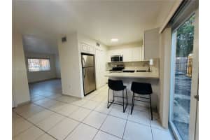 17302 Nw 74th Ave 102 Hialeah, FL 33015 - MLS#A11901321