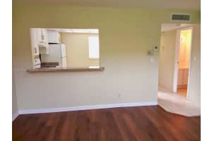 18051 Nw 68th Ave J102 Hialeah, FL 33015 - MLS#A11901334