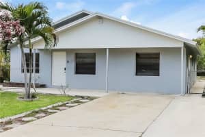 611 Alpine Ave 0 Lake Worth, FL 33461 - MLS#A11901363