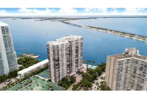 2333 Brickell Ave 1406, Miami