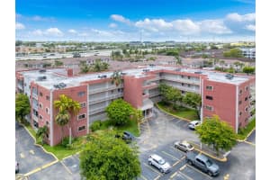 8425 Nw 8th St 109 Miami, FL 33126 - MLS#A11901382