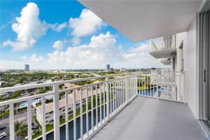 427 Golden Isles Dr 14j Hallandale Beach, FL 33009 - MLS#A11901391