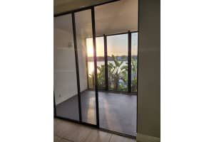 212 Lake Pointe Dr 211 Oakland Park, FL 33309 - MLS#A11901427