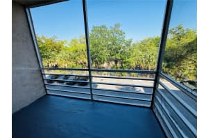 2800 Nw 56th Ave E304 Lauderhill, FL 33313 - MLS#A11901455
