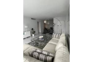 5601 Collins Ave 1115 Miami Beach, FL 33140 - MLS#A11901473