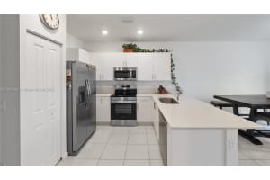 5544 Nw 27th Pl Lauderhill, FL 33313 - MLS#A11901484