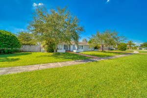 10860 Sw 124th Road, Miami, Fl 33176, Miami 10860 Sw 124th Road, Miami, Fl 33176, Miami
