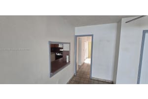 1648 Nw 28th Ave Miami, FL 33125 - MLS#A11901498