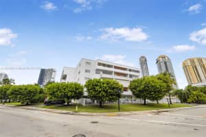 18001 N Bay Rd 505 Sunny Isles Beach, FL 33160 - MLS#A11901500