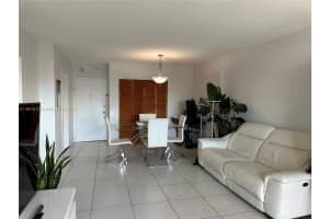 400 Kings Point Dr 726 Sunny Isles Beach, FL 33160 - MLS#A11901512