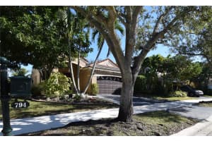 794 San Remo Dr Weston, FL 33326 - MLS#A11901543