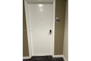 7875 Nw 107th Ave 219 Doral, FL 33178 - MLS#A11901565