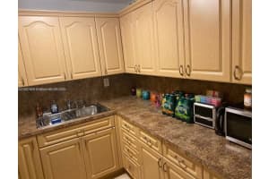 1305 W 46th St 112 Hialeah, FL 33012 - MLS#A11901626