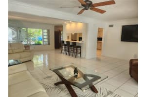 1229 Jefferson St Hollywood, FL 33019 - MLS#A11901643