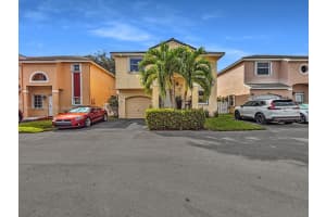 875 Nw 99th Ave Plantation, FL 33324 - MLS#A11901649