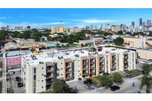 1051 Sw 1st St 110, Miami