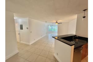 3410 Pinewalk Dr N 812 Margate, FL 33063 - MLS#A11901744