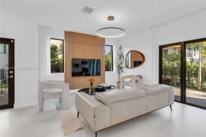 4570 Nw 83rd Ave 4570 Doral, FL 33166 - MLS#A11901777