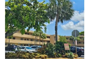 8415 Sw 107th Ave 219w, Miami