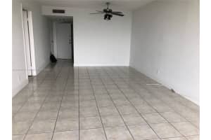 2450 Ne 135th St 408 North Miami, FL 33181 - MLS#A11901856