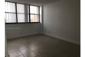 2450 Ne 135th St 408 North Miami, FL 33181 - MLS#A11901856