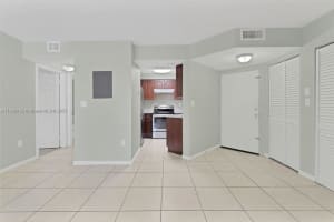 8335 Sw 152nd Ave B203, Miami