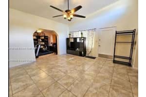 917 N 26th Ave Hollywood, FL 33020 - MLS#A11901895