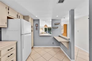 3001 W Rolling Hills Cir 210 Davie, FL 33328 - MLS#A11901907