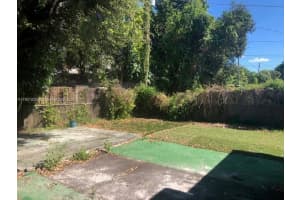 2951 Nw 49th St Miami, FL 33142 - MLS#A11901925