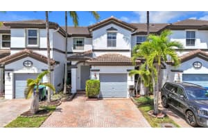 7634 Nw 114th Path, Doral