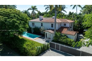 140 N Hibiscus Dr Miami Beach, FL 33139 - MLS#A11901992