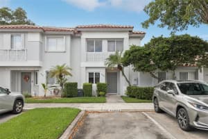 20888 Nw 1st St, Pembroke Pines