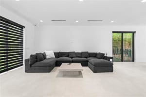 2531 Ne 182 Miami, FL 33160 - MLS#A11902016