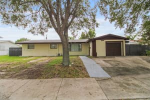 11120 Sw 176 St Miami, FL 33157 - MLS#A11902024